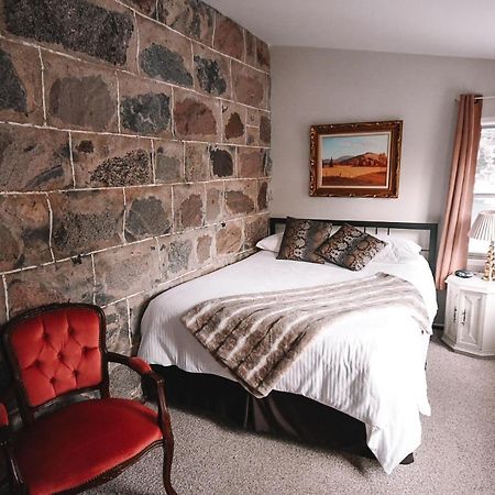 Bellas Castle Bed&Breakfast Morden Exterior foto